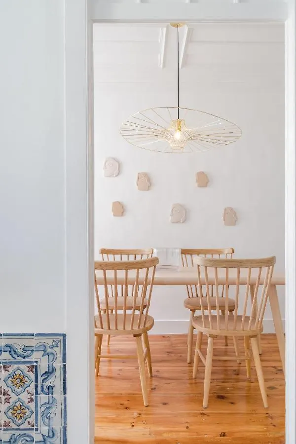 Casa Boma Lisboa - Typical And Spacious Apartment - Lapa II Lisbon