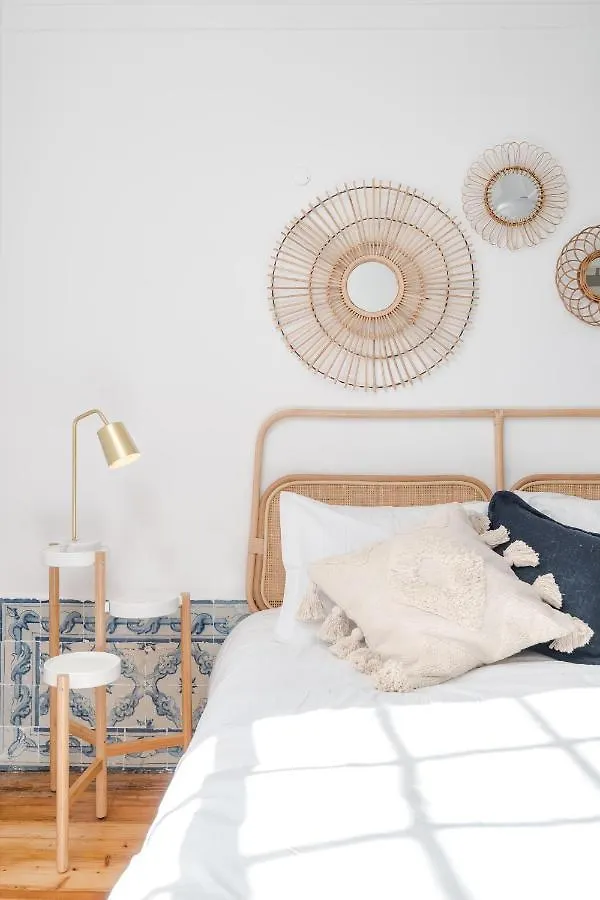 Casa Boma Lisboa - Typical And Spacious Apartment - Lapa II Portugal