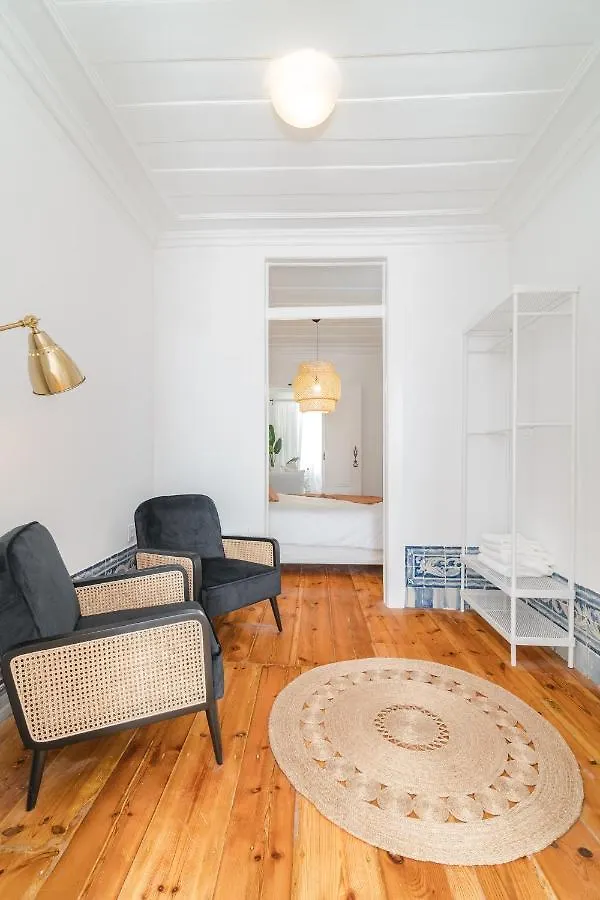 Casa Boma Lisboa - Typical And Spacious Apartment - Lapa II