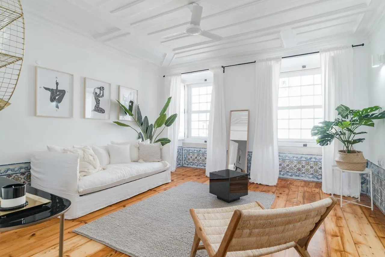 Casa Boma Lisboa - Typical And Spacious Apartment - Lapa II
